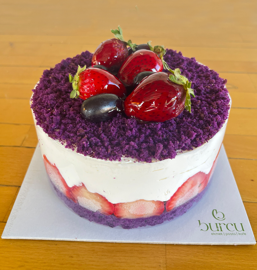 Mini Moist Çilekli Pasta